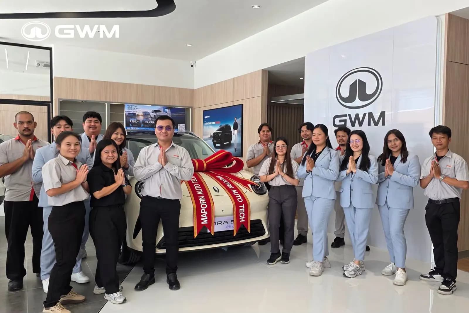 ทีมงานต้อนรับ GWM ลำลูกกา